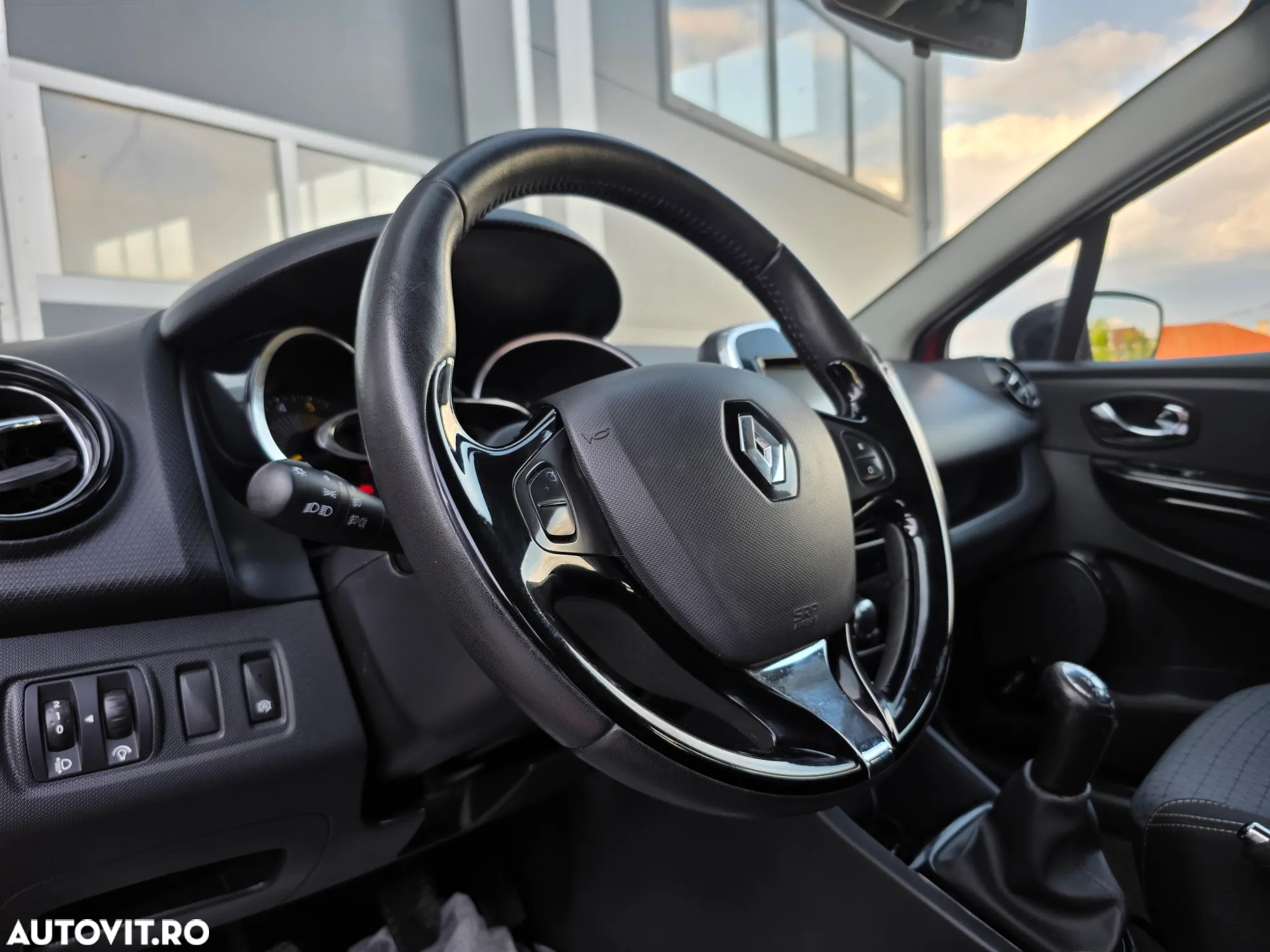 Renault Clio dCi 90 Dynamique - 26