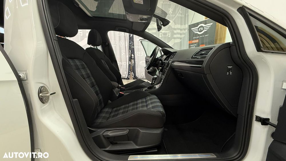 Volkswagen Golf 1.4 TSI BlueMotion Technology DSG Allstar - 17