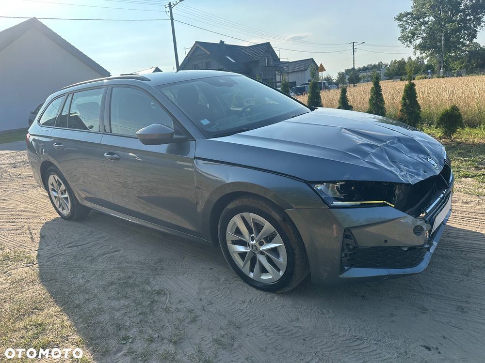 Skoda Octavia 2.0 TDI DSG Edition Plus - 9