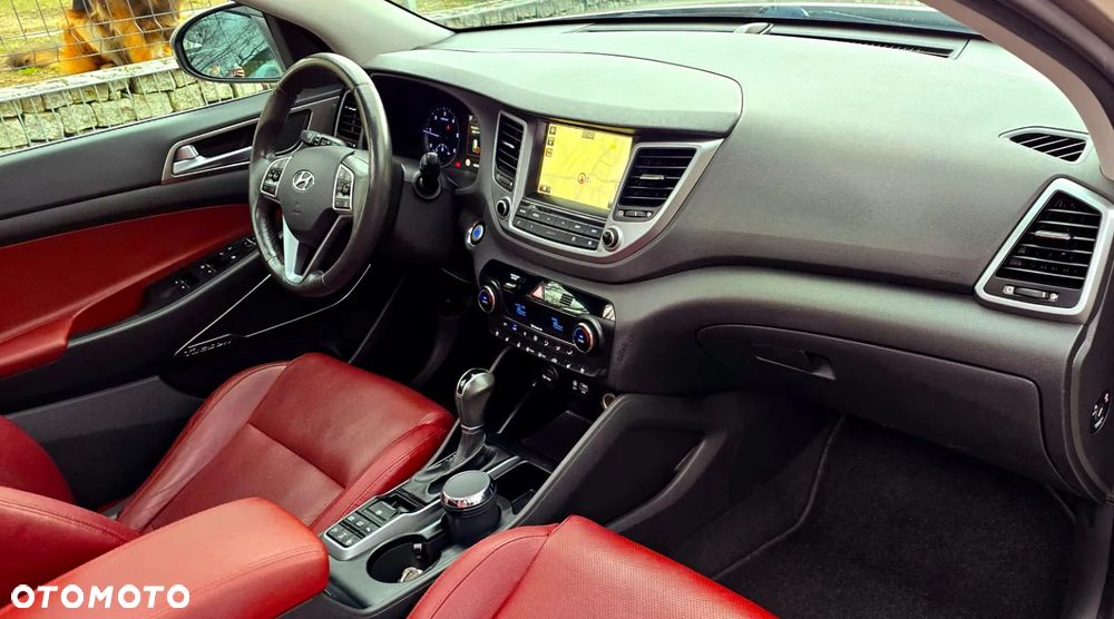 Hyundai Tucson 2.0 CRDi 4WD Automatik Premium - 31