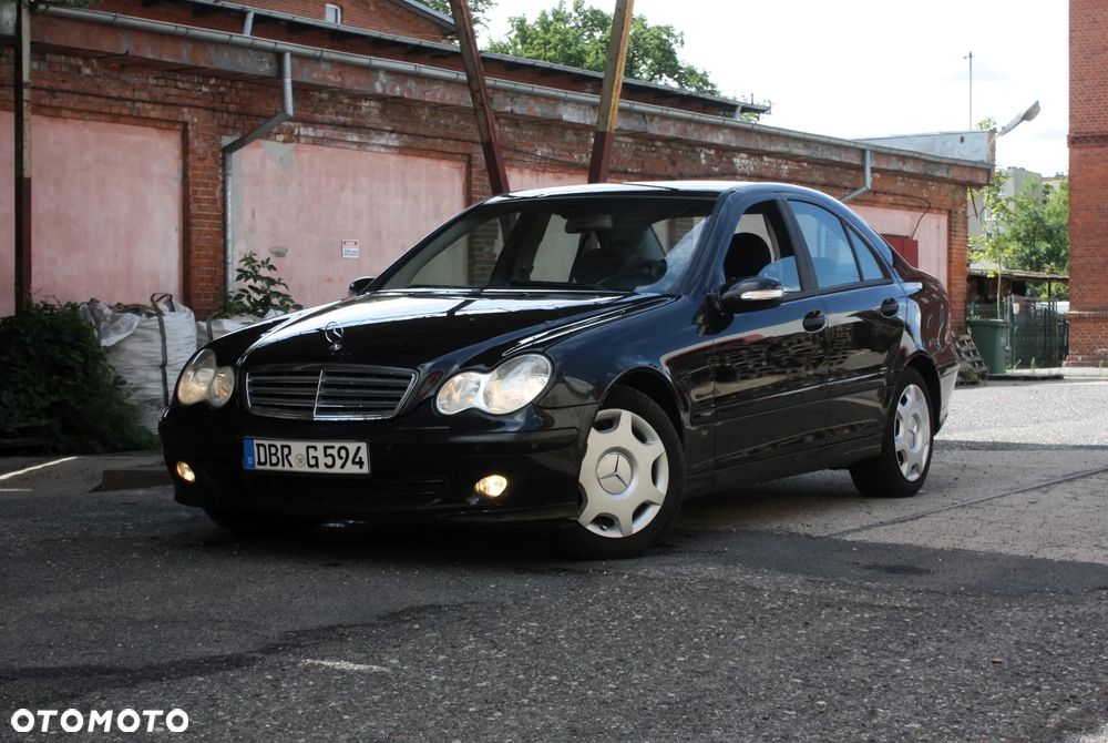 Mercedes-Benz Klasa C 220 CDI Classic - 1
