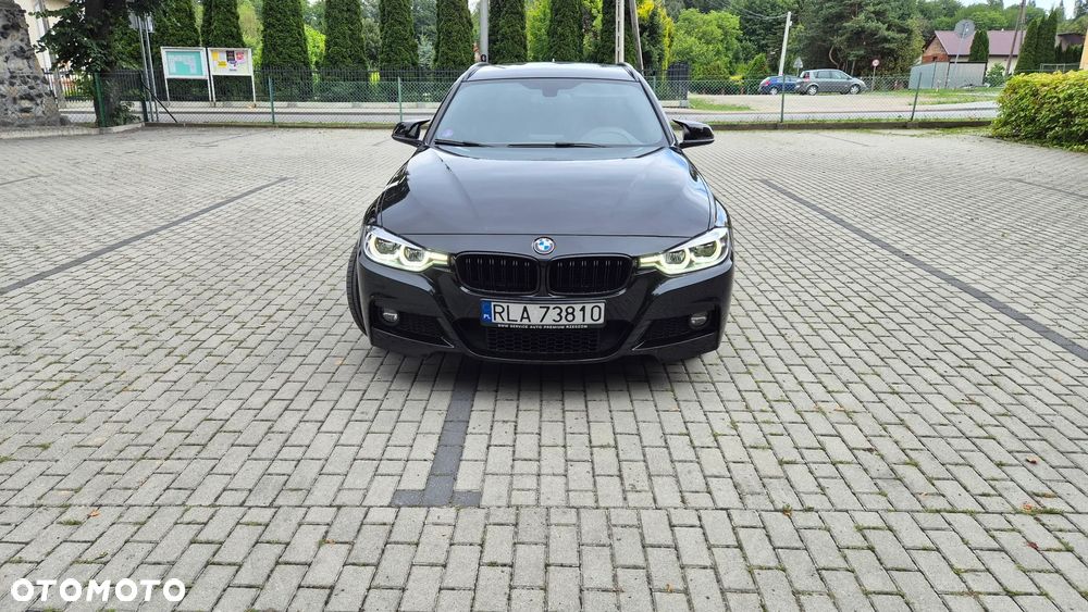 BMW Seria 3 318i Edition M Sport Shadow - 31
