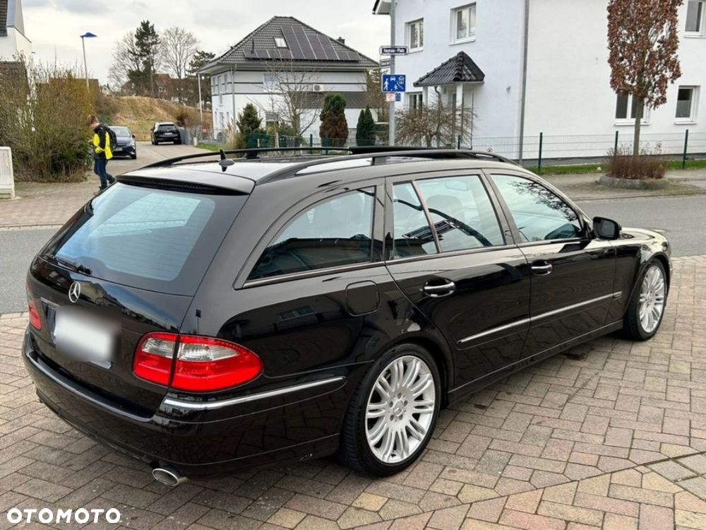Mercedes-Benz Klasa E 320 CDI 4-Matic T Avantgarde - 5