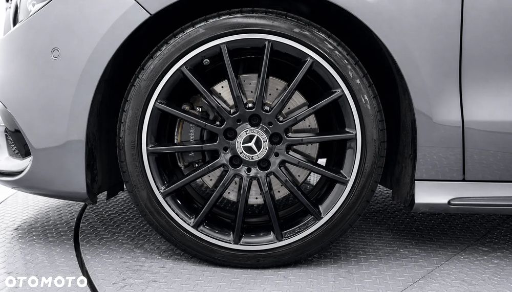 Mercedes-Benz CLA 250 4-Matic AMG Line - 5