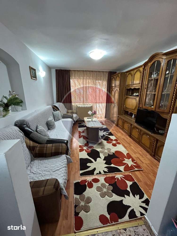 Închiriez apartament cu 2 camere str. CLOȘCA - CETATE — fotografia 3