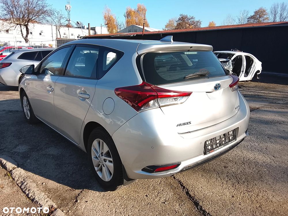 Toyota Auris Hybrid 135 Active - 15