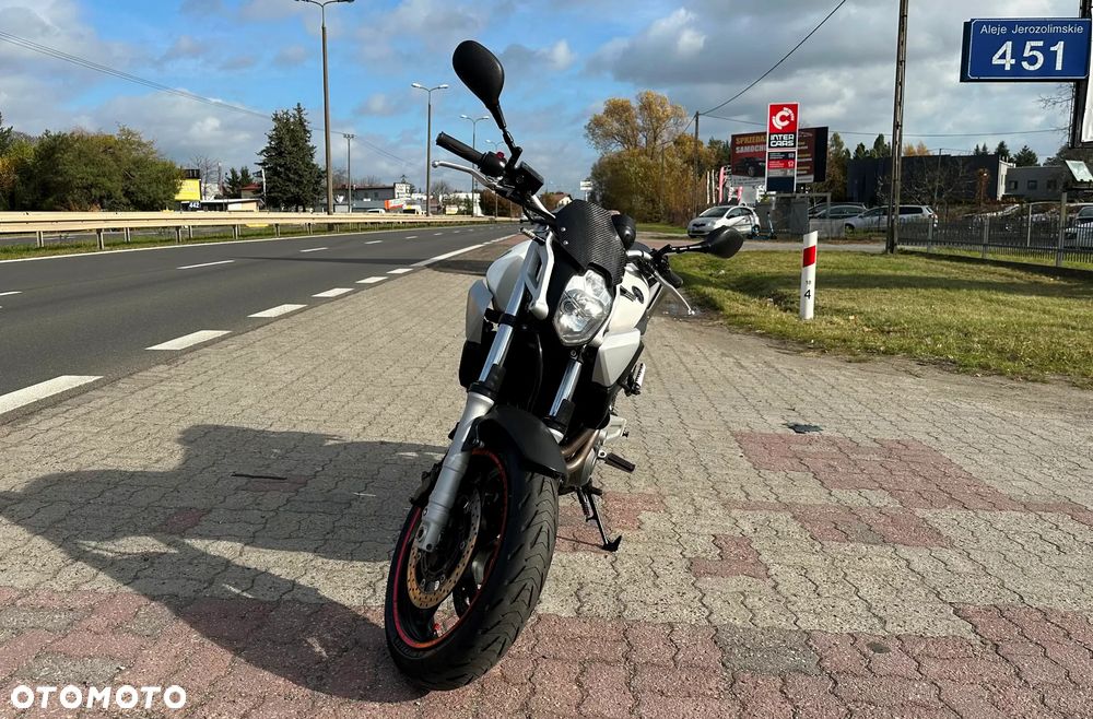 Yamaha MT - 6