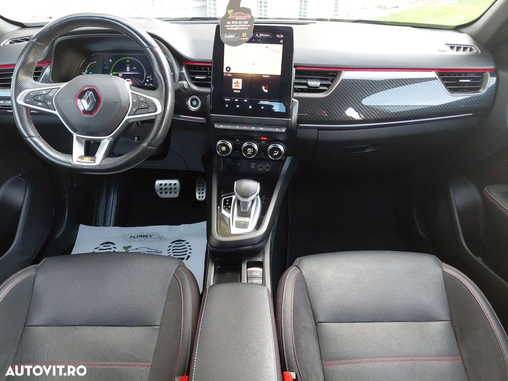 Renault Arkana E-TECH 145 R.S.LINE - 11