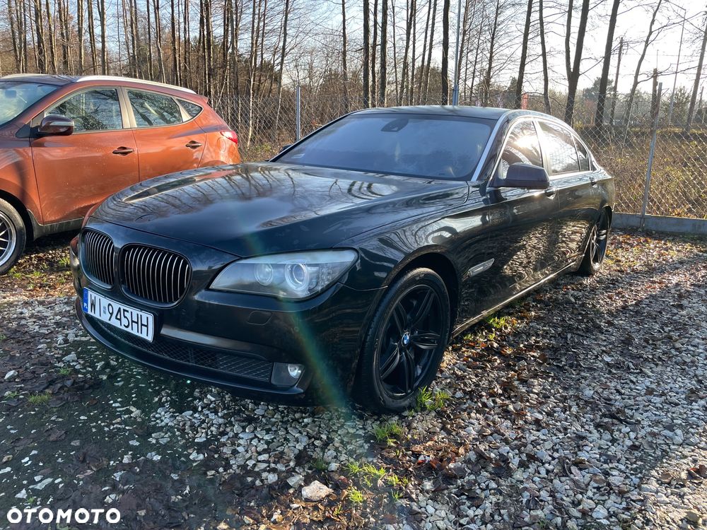 BMW Seria 7 750i L xDrive - 2