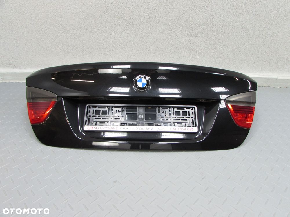 BMW E90 SEDAN 04-12 KLAPA BAGAZNIKA TYL - 3