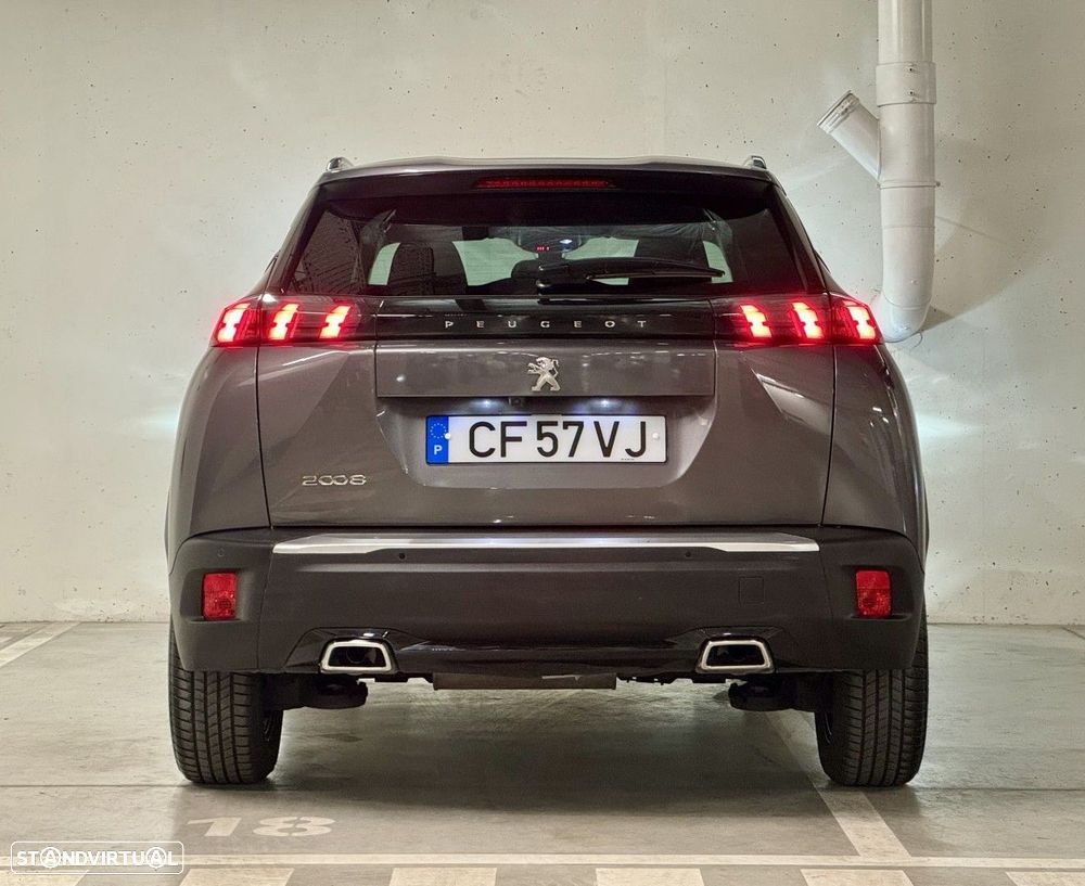 Peugeot 2008 1.2 PureTech Allure Pack EAT8 - 4