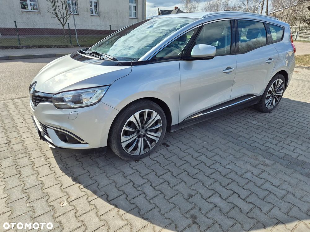 Renault Grand Scenic - 4