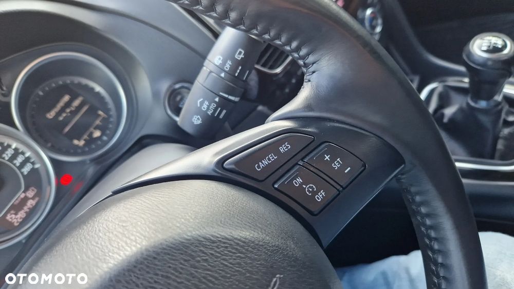 Mazda 6 SKYACTIV-D 175 i-ELOOP Sports-Line - 38