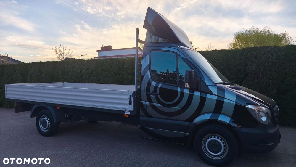 Mercedes-Benz Sprinter - 14