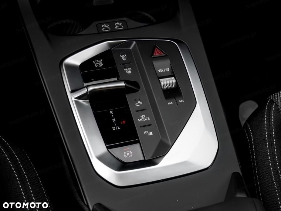 BMW Seria 1 120 mHEV - 14