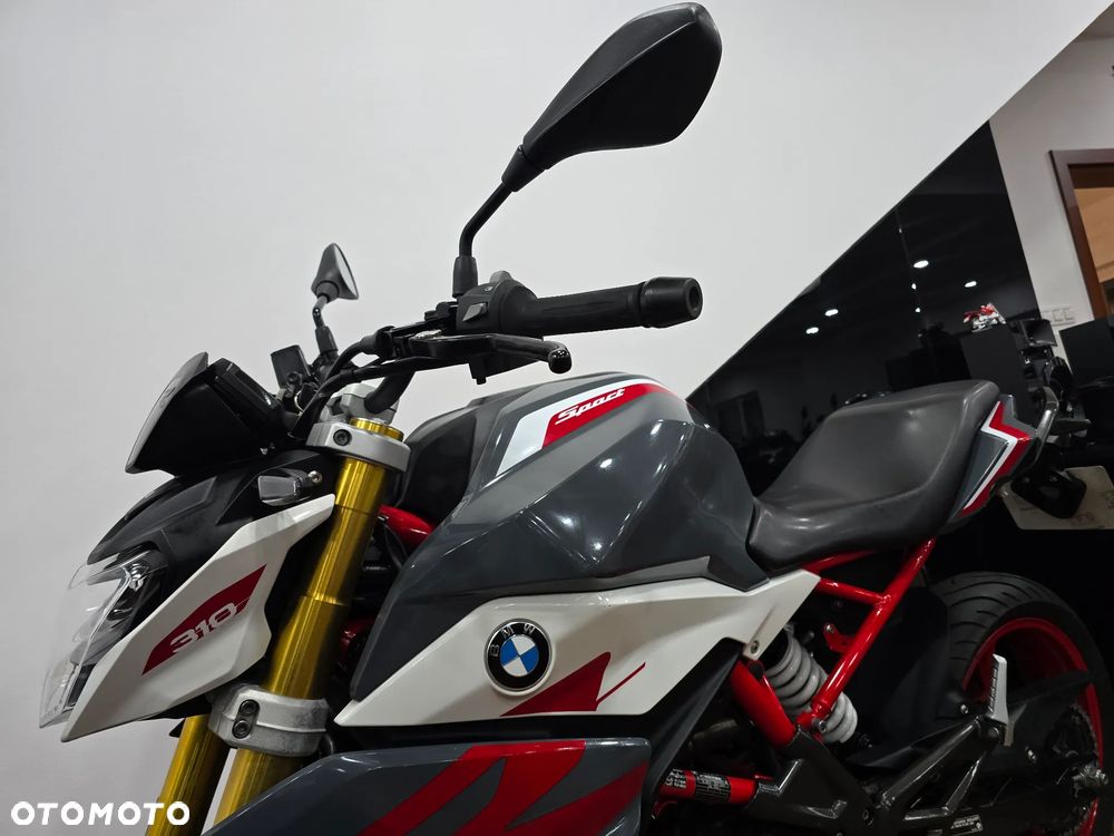 BMW G - 21