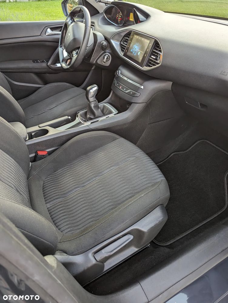 Peugeot 308 1.6 HDi Active - 23