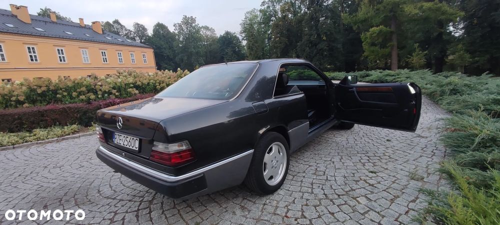 Mercedes-Benz W124 (1984-1993) - 8