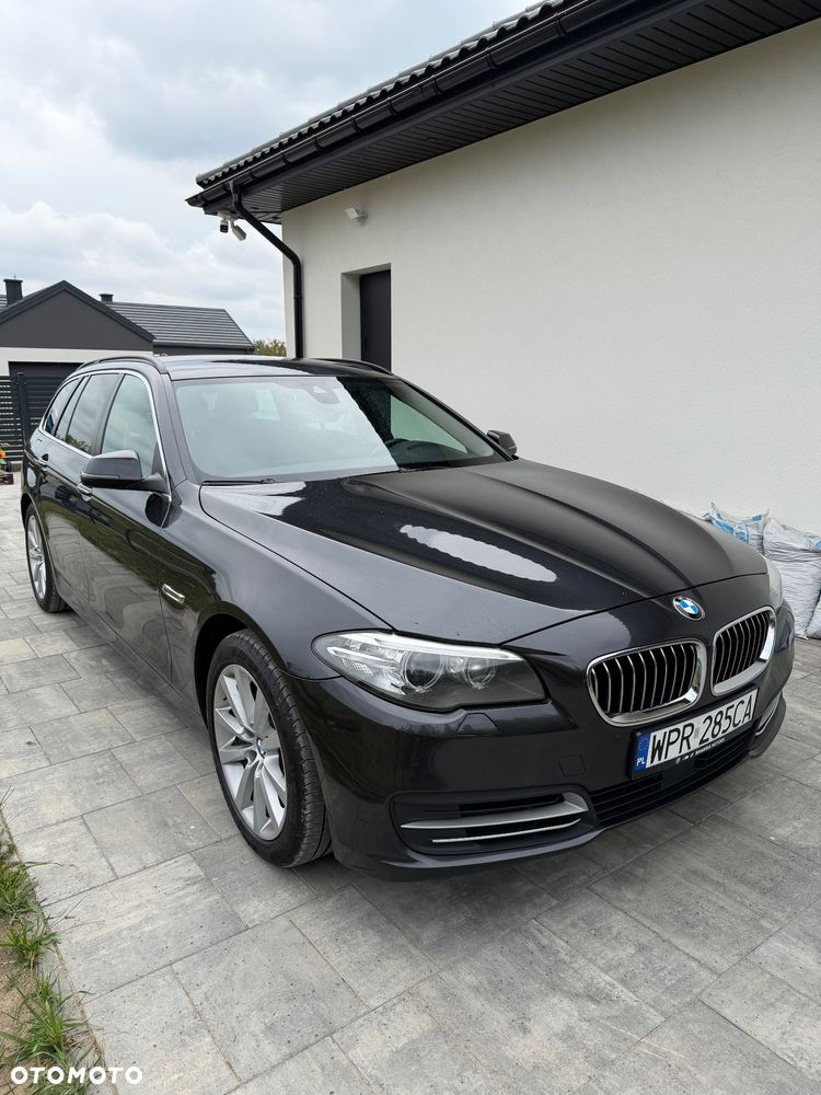BMW Seria 5 530d xDrive - 24