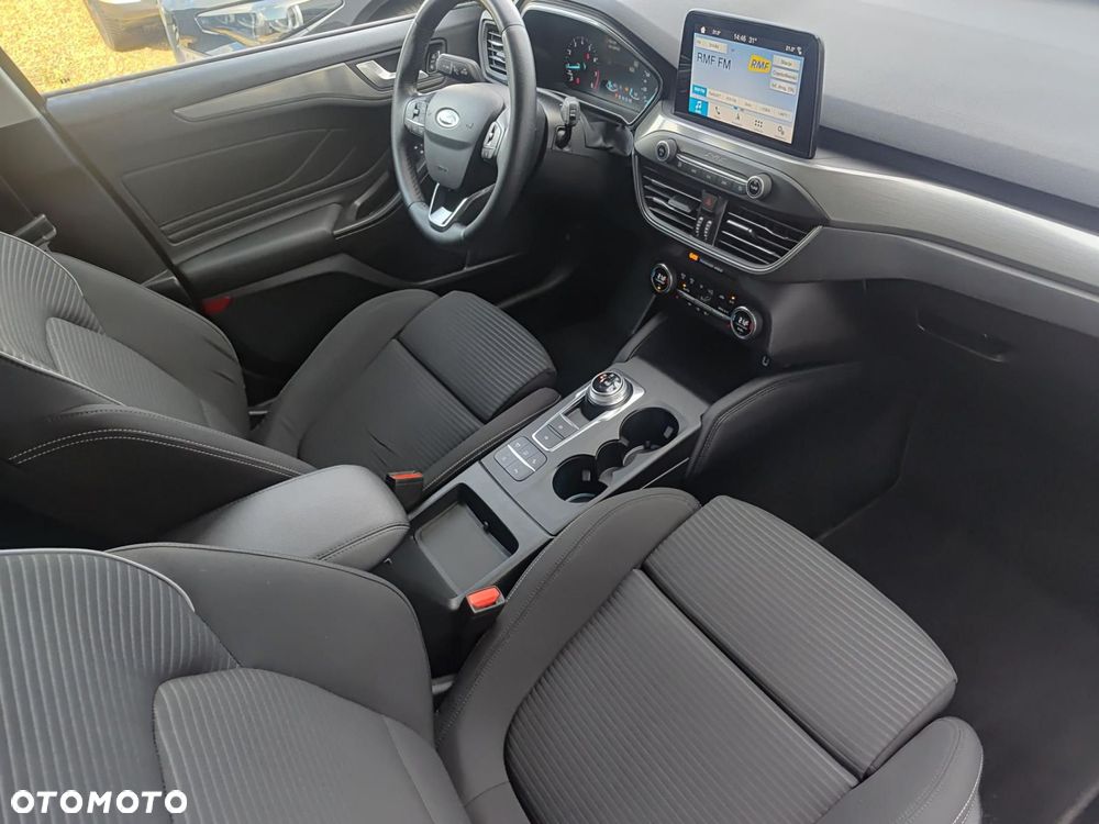 Ford Focus - 21