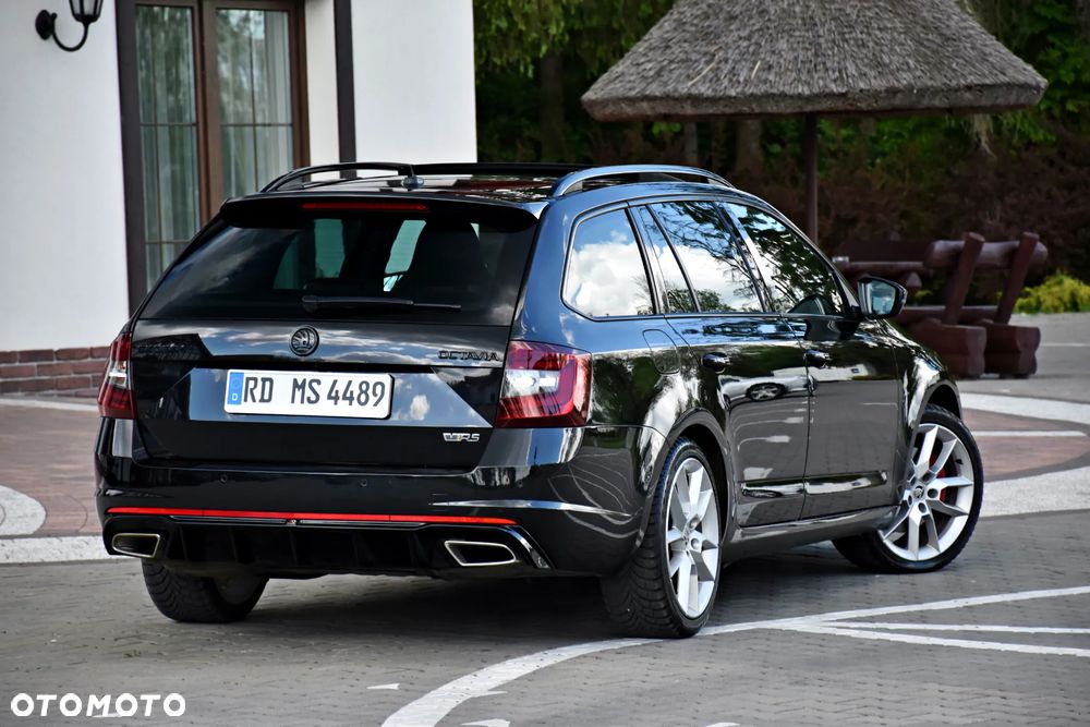 Skoda Octavia 2.0 TDI DSG RS - 19