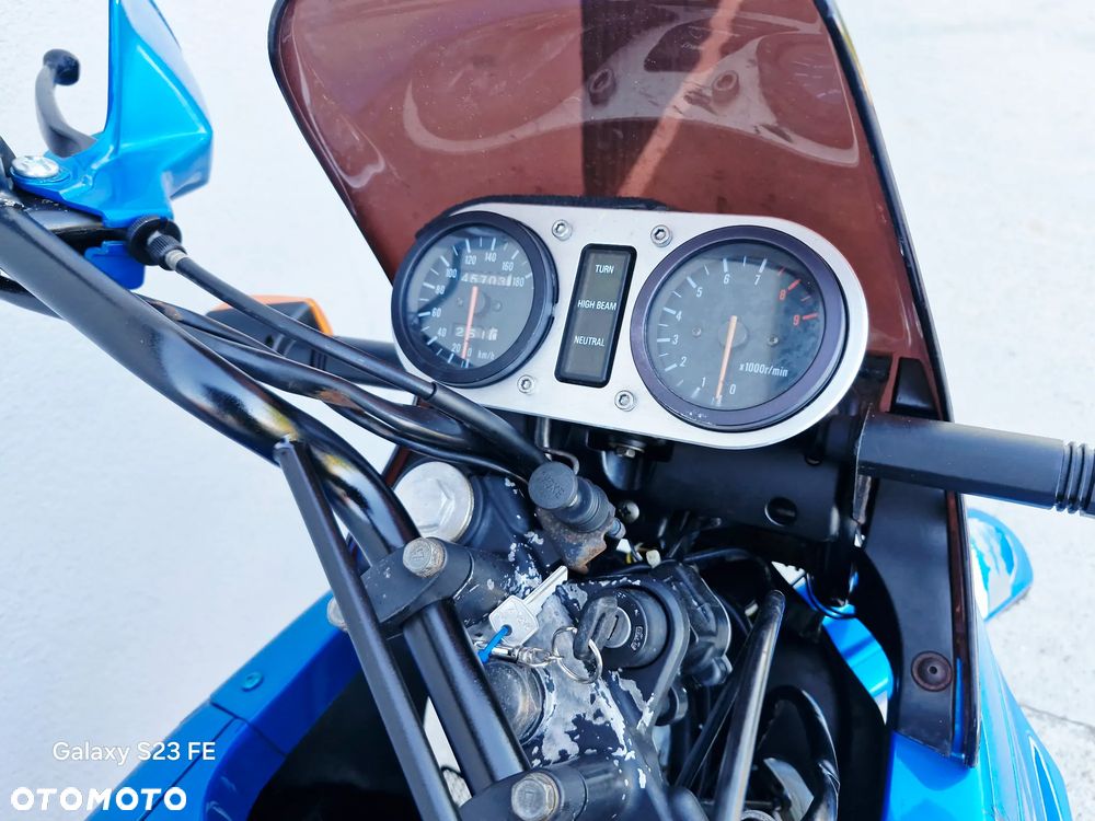 Suzuki DR - 8