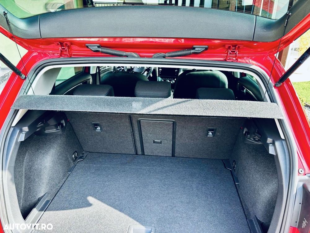 Volkswagen Golf - 16