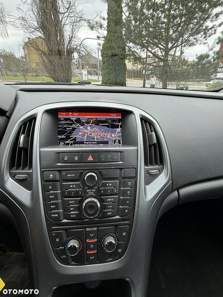 Opel Astra - 8