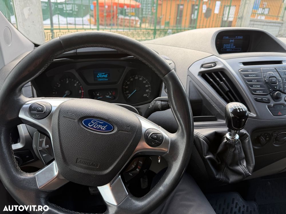 Ford Tourneo - 10