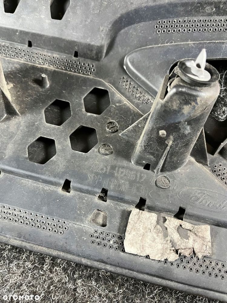 ford focus c-max mk2 II listwa błotnika prawy tył kod lakieru - FA - 8