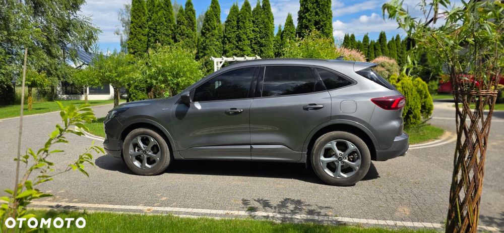 Ford Kuga - 4