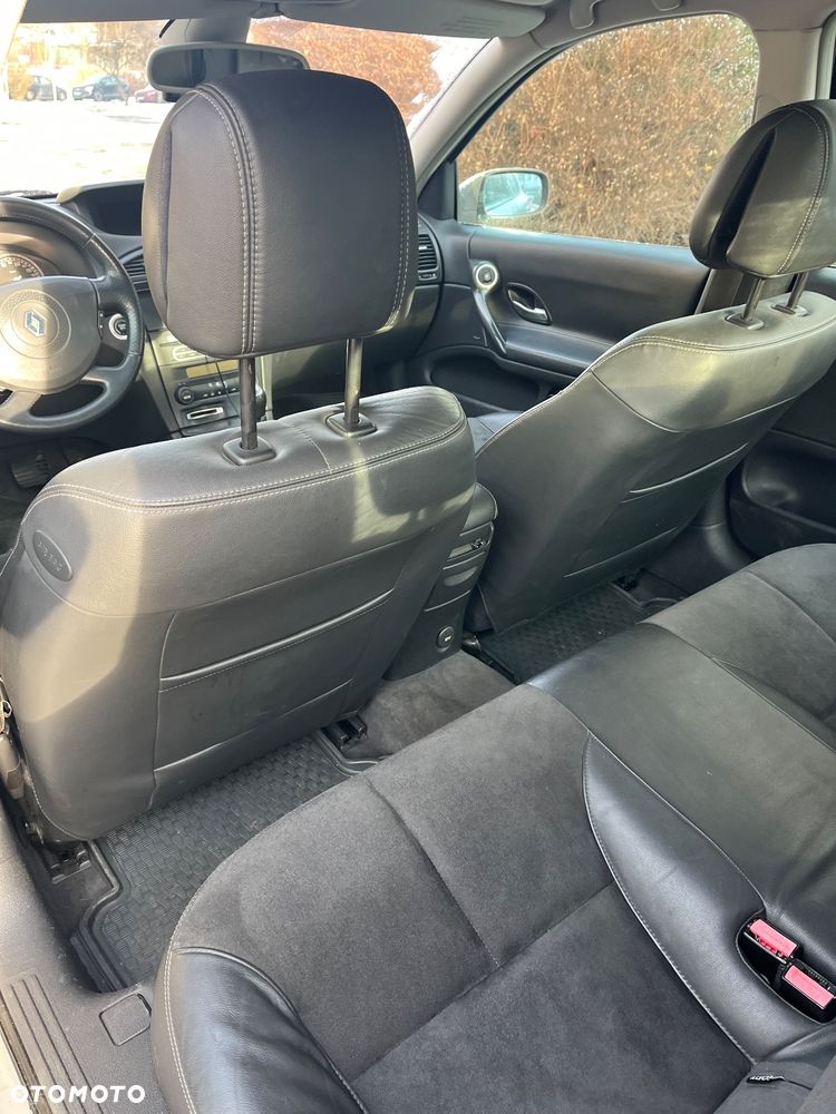 Renault Laguna 2.0 dCi FAP Privilege - 14