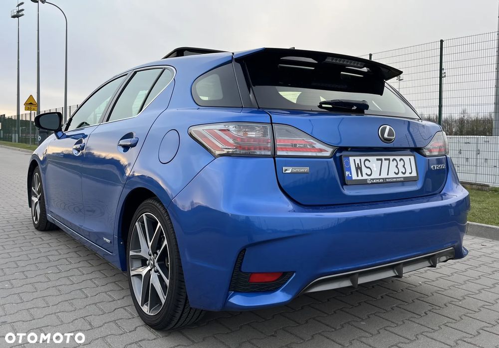 Lexus CT - 8