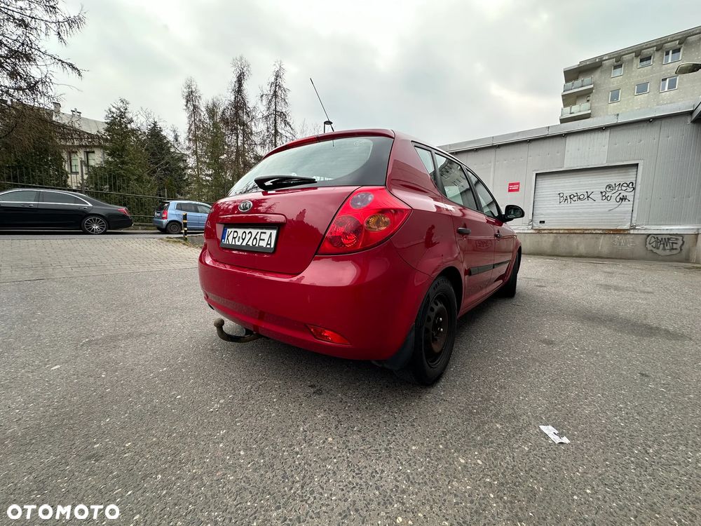Kia Ceed - 2