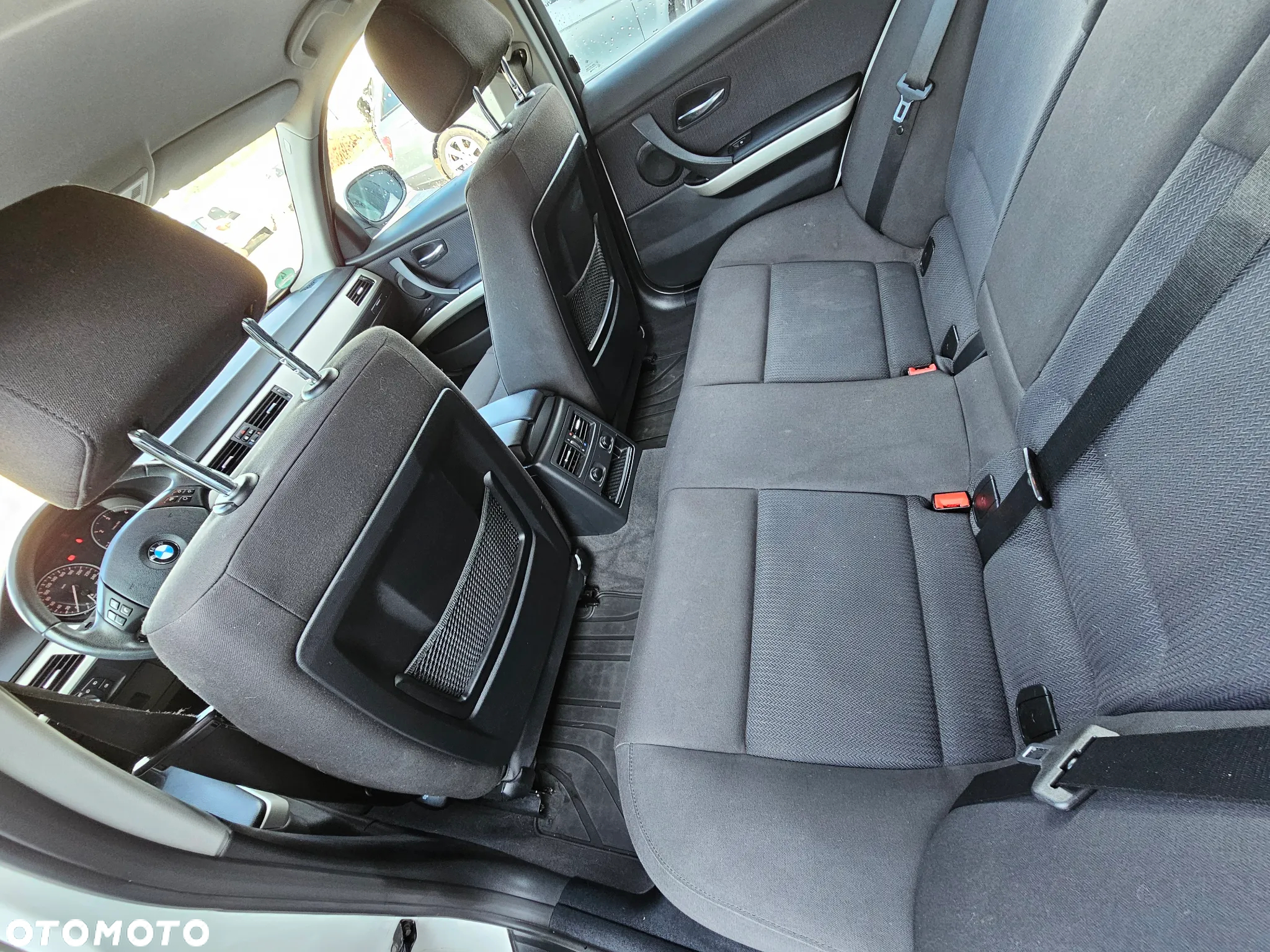 BMW Seria 3 316d - 12