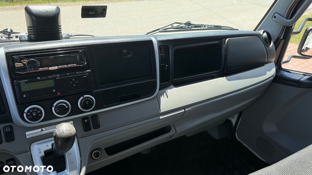 Mitsubishi Fuso Canter - 12