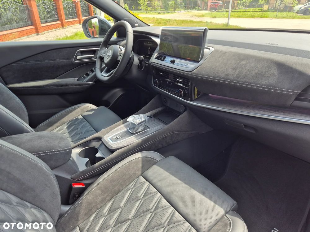 Nissan Qashqai 1.3 DIG-T MHEV Tekna+ Xtronic - 8