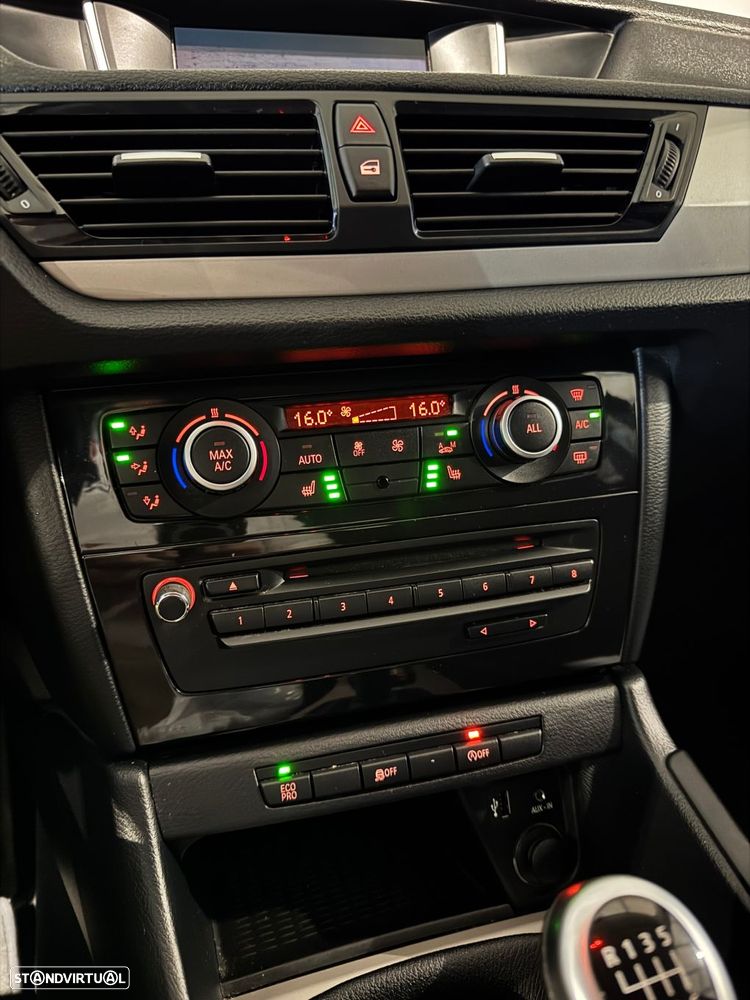 BMW X1 16 d sDrive Line Sport - 30