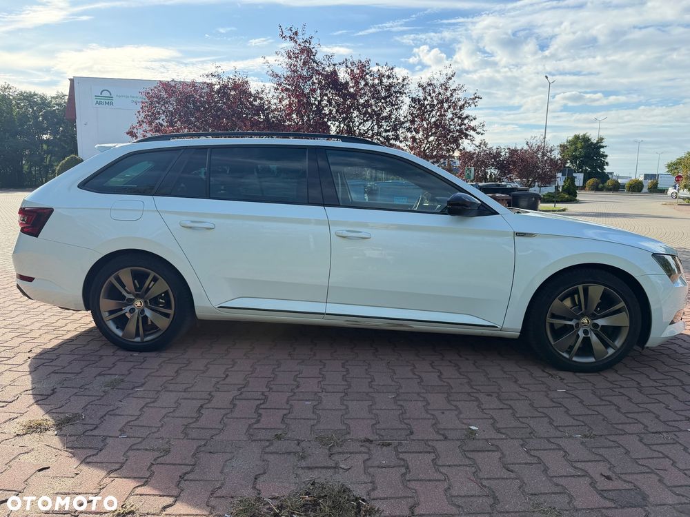 Skoda Superb 2.0 TSI 4x4 Sportline DSG - 7