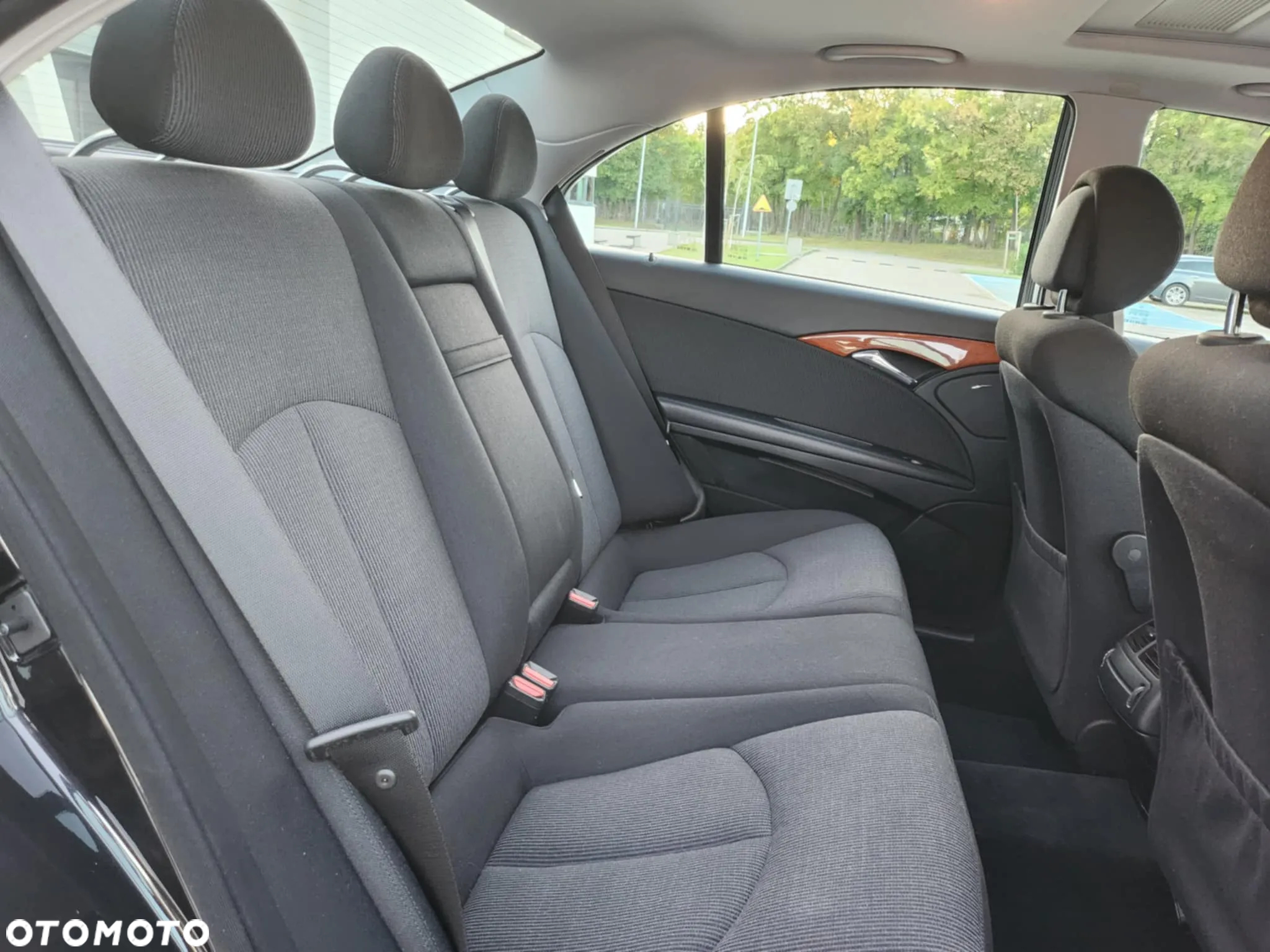Mercedes-Benz Klasa E 200 Kompressor Automatik Elegance - 13