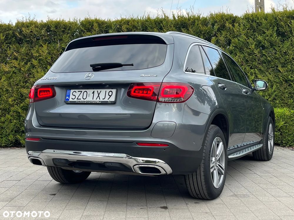 Mercedes-Benz GLC 300 e 4-Matic - 8