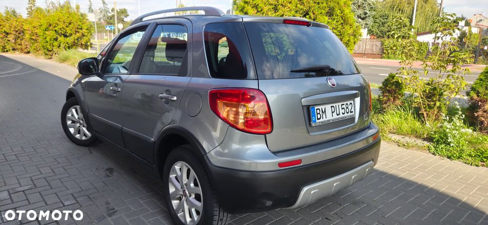 Fiat Sedici 1.6 16V 4x2 Emotion - 8