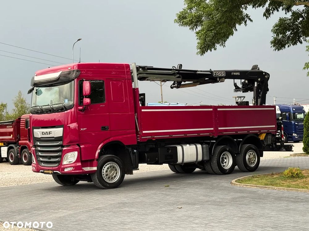 DAF XF 450/6X2/HDS HIAB FASSI F195AS/CAŁY NA PODUCHACH/CHWYTAK PALETOWY Z ROTATOREM/UDZWIG 1600 KG NA 11M/ Z NIEMIEC - 40