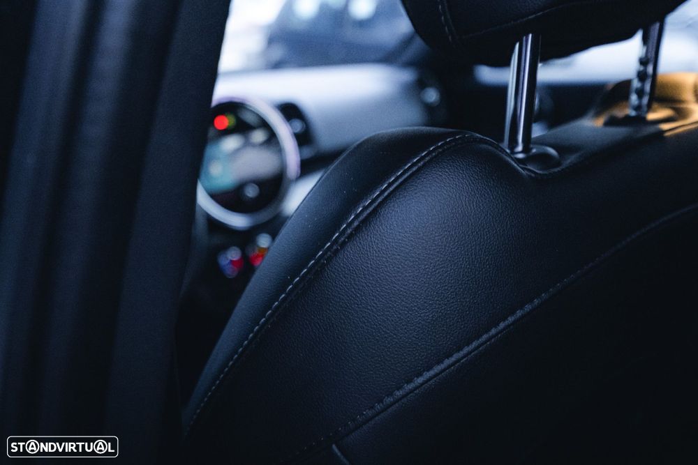 MINI Countryman One D 4Business Plus Auto - 38