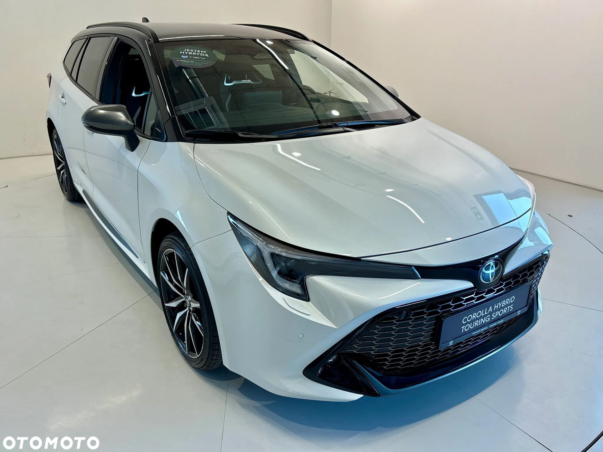 Toyota Corolla 1.8 Hybrid GR Sport - 1