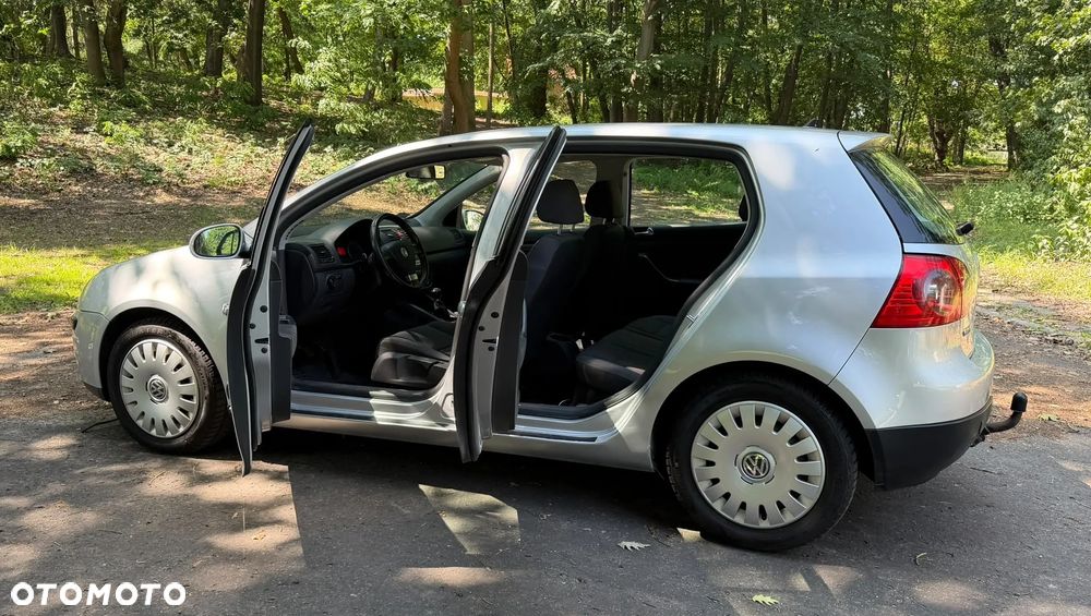 Volkswagen Golf 1.9 TDI Edition - 1