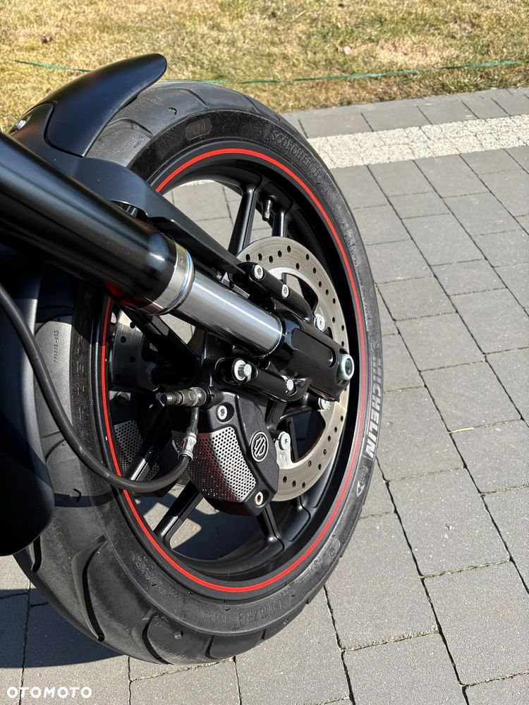 Harley-Davidson V-Rod Night Rod - 22