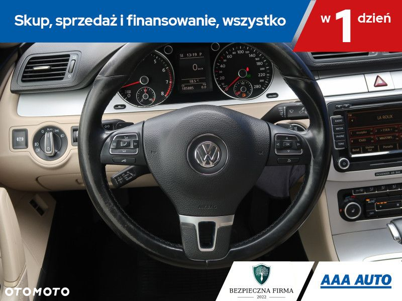 Volkswagen Passat CC - 17