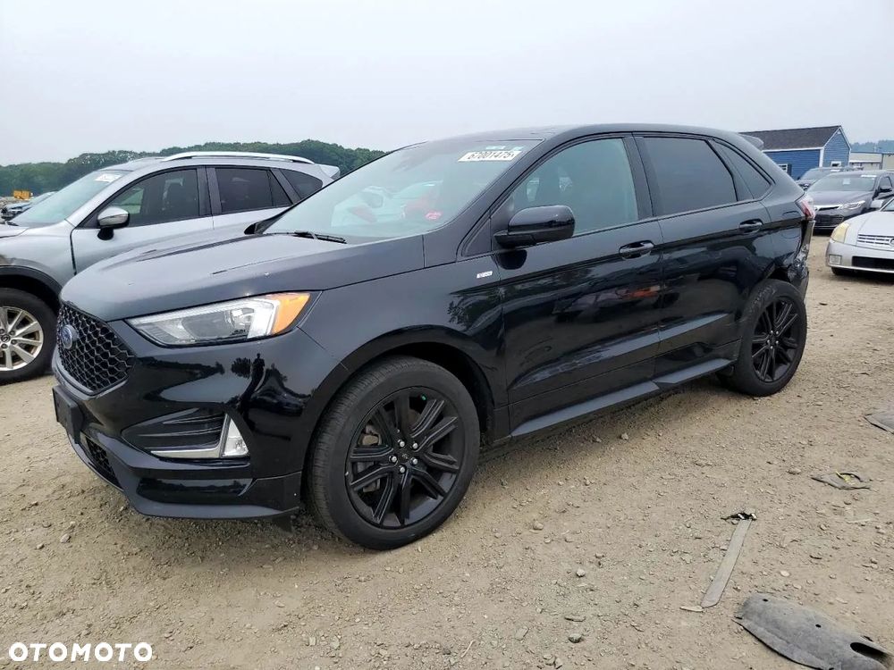 Ford Edge - 2