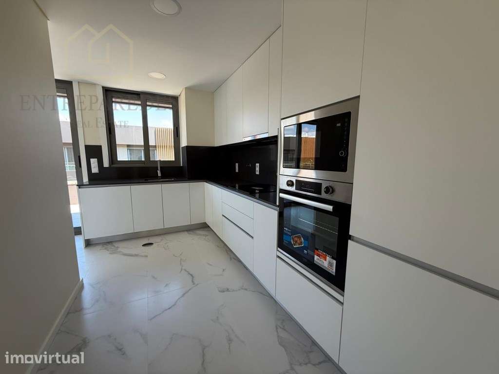 Apartamento T3 com terraço no centro de Espinho - PRONTO A HABITAR - Grande imagem: 4/18